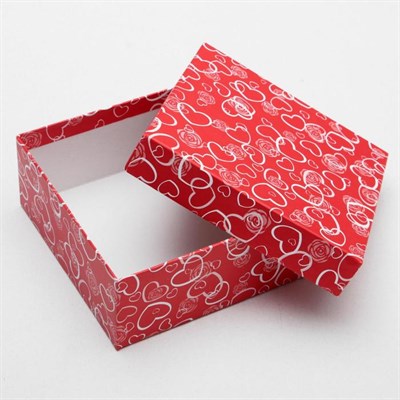 Коробка подарочная 'Сердечки на красном', 15,5 ? 15,5 ? 6,5 см.